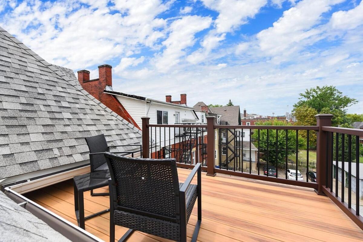 9 Bedroom House With King-Sized Bed Near Bakery Square Pittsburgh Exterior photo